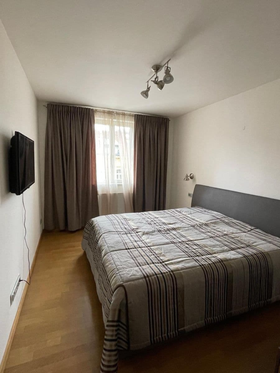 Pronájem bytu 2+kk 61 m², Holečkova, Praha, Praha Pronájem bytu 2+kk 61 m², Holečkova, Praha, Praha