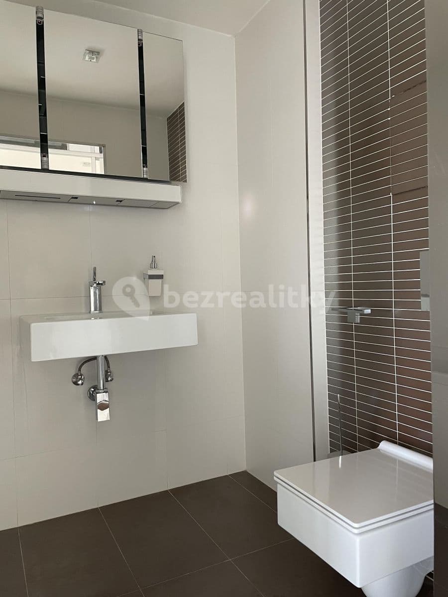 Pronájem bytu 2+kk 64 m², Květinková, Praha, Praha Pronájem bytu 2+kk 64 m², Květinková, Praha, Praha