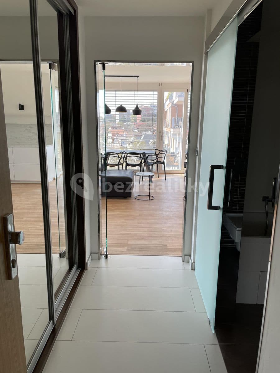 Pronájem bytu 2+kk 64 m², Květinková, Praha, Praha Pronájem bytu 2+kk 64 m², Květinková, Praha, Praha