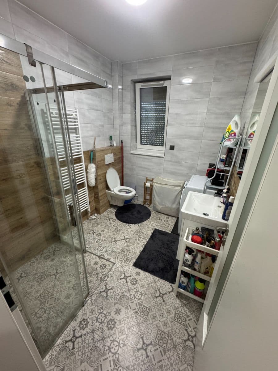 Pronájem bytu 1+kk 31 m², Generála Svobody, Pardubice, Pardubický kraj Pronájem bytu 1+kk 31 m², Generála Svobody, Pardubice, Pardubický kraj