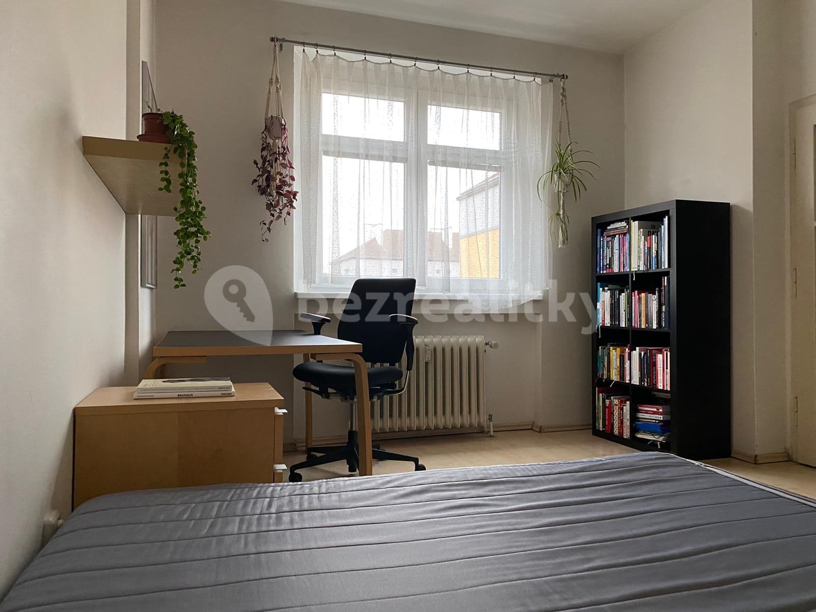 Pronájem bytu 2+kk 35 m², Novorossijská, Praha, Praha Pronájem bytu 2+kk 35 m², Novorossijská, Praha, Praha