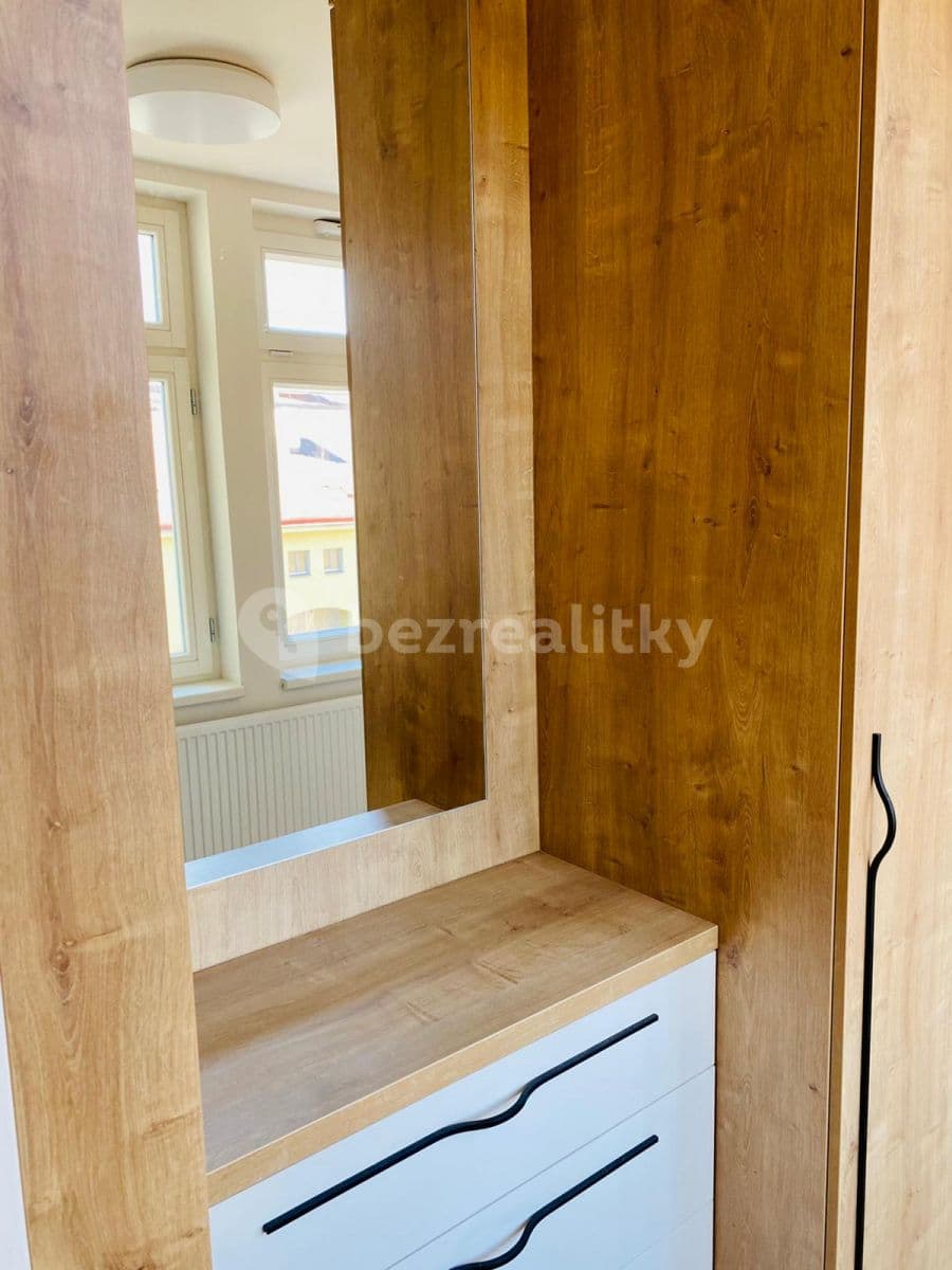 Pronájem bytu 2+kk 61 m², Šaldova, Praha, Praha Pronájem bytu 2+kk 61 m², Šaldova, Praha, Praha