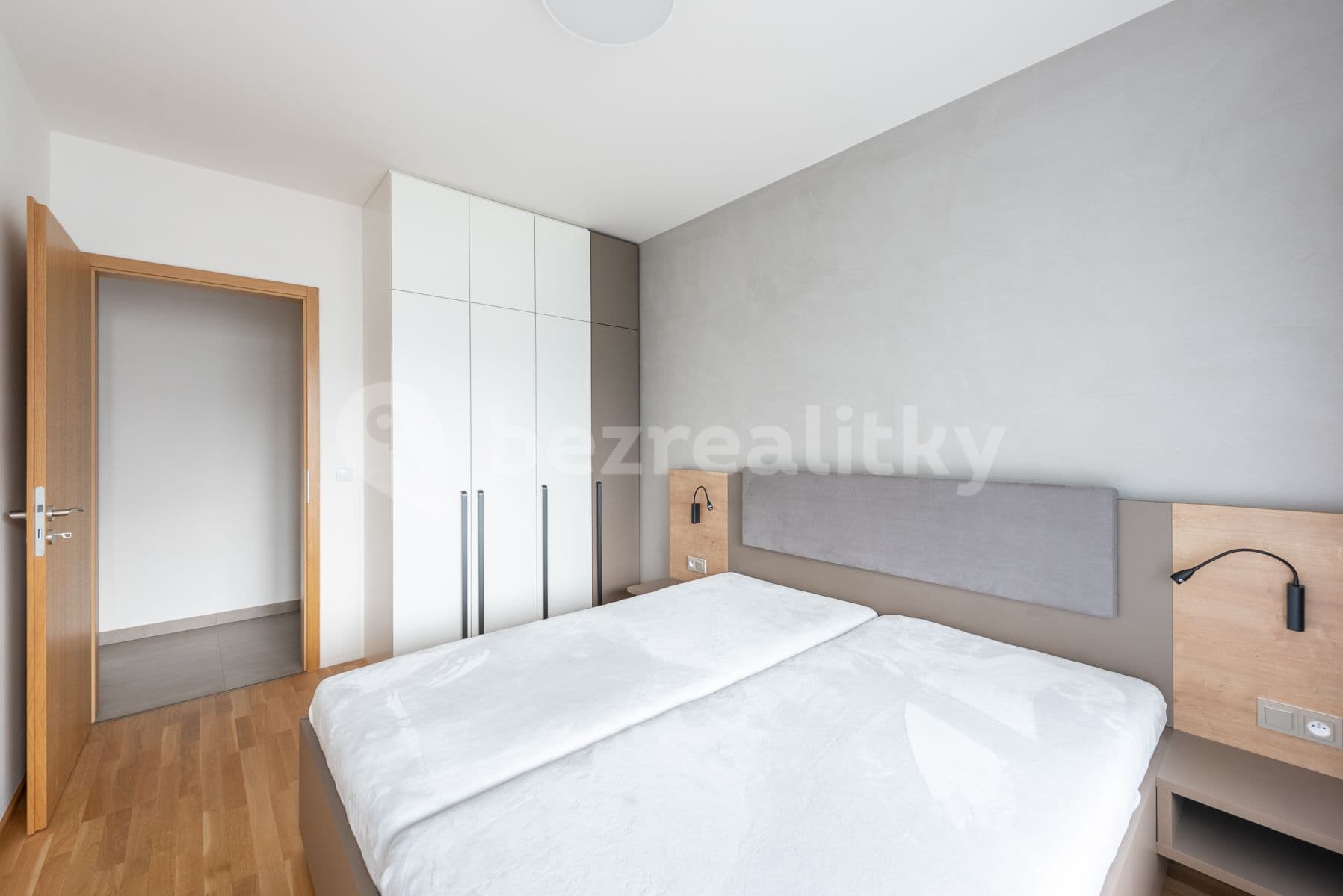 Pronájem bytu 2+kk 52 m², Argentinská, Praha, Praha Pronájem bytu 2+kk 52 m², Argentinská, Praha, Praha