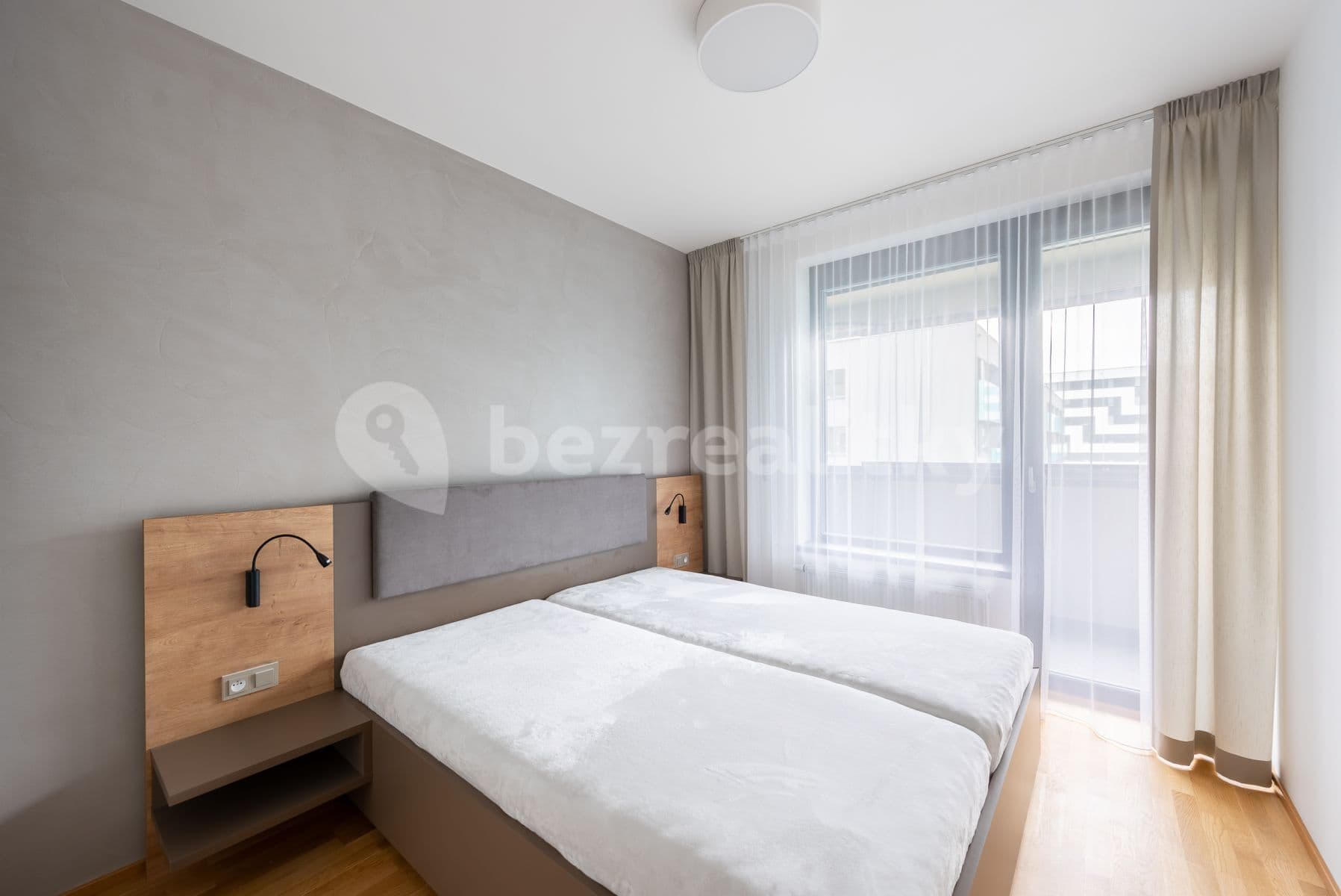 Pronájem bytu 2+kk 52 m², Argentinská, Praha, Praha Pronájem bytu 2+kk 52 m², Argentinská, Praha, Praha