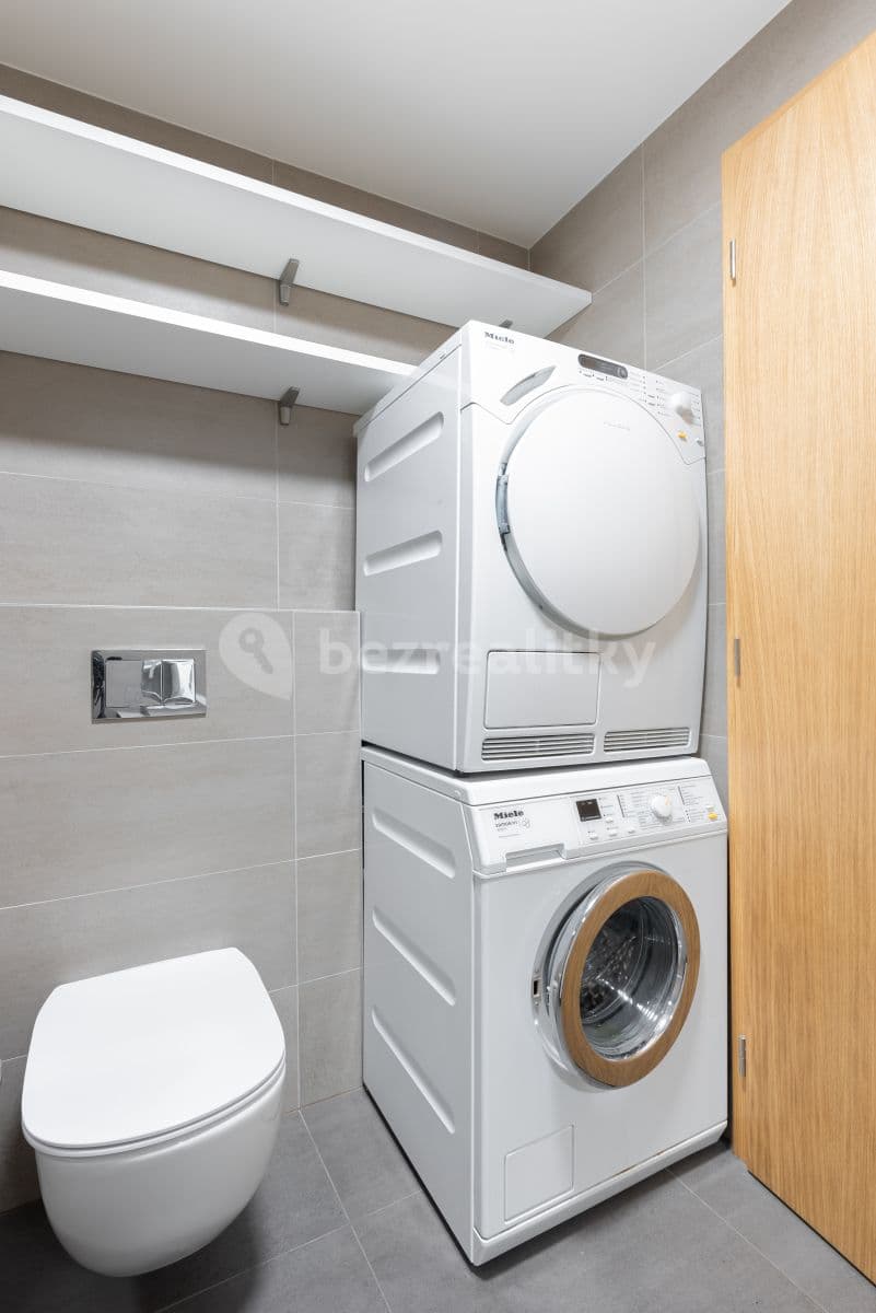 Pronájem bytu 2+kk 52 m², Argentinská, Praha, Praha Pronájem bytu 2+kk 52 m², Argentinská, Praha, Praha