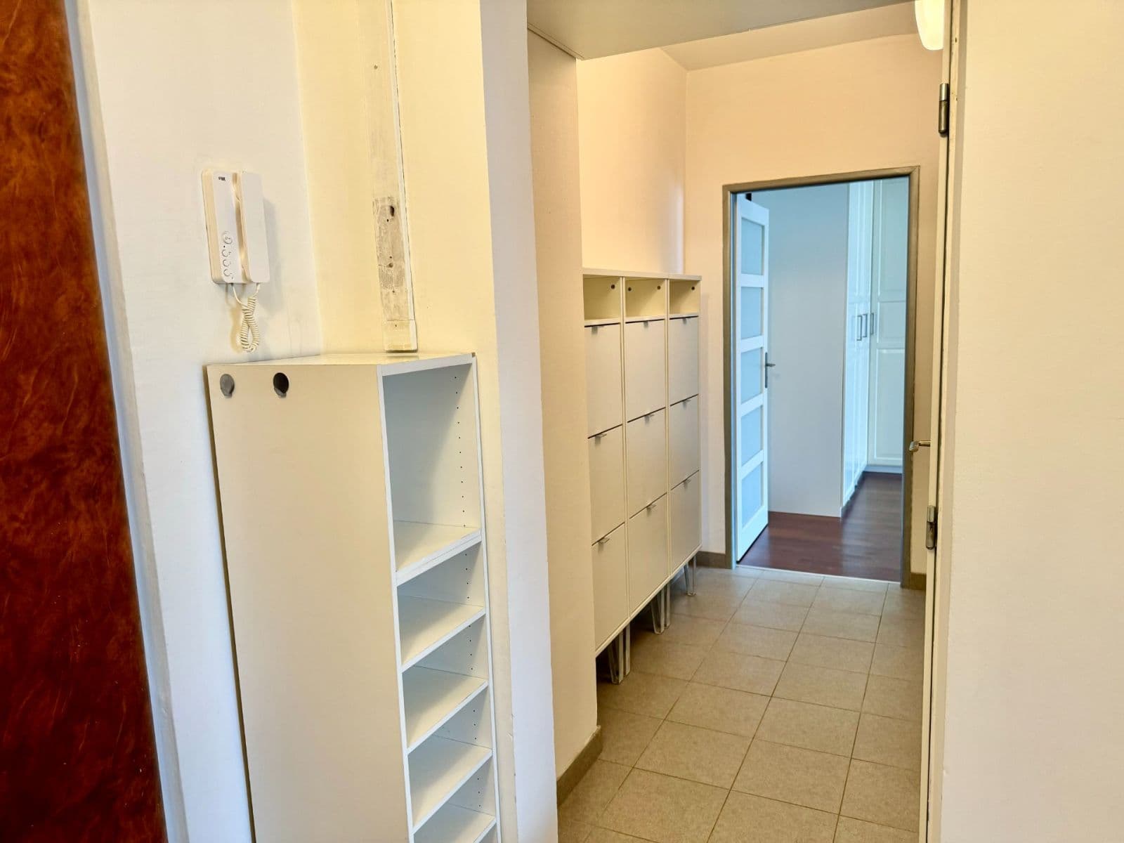 Pronájem bytu 2+1 64 m², Frýdlantská, Praha, Praha Pronájem bytu 2+1 64 m², Frýdlantská, Praha, Praha