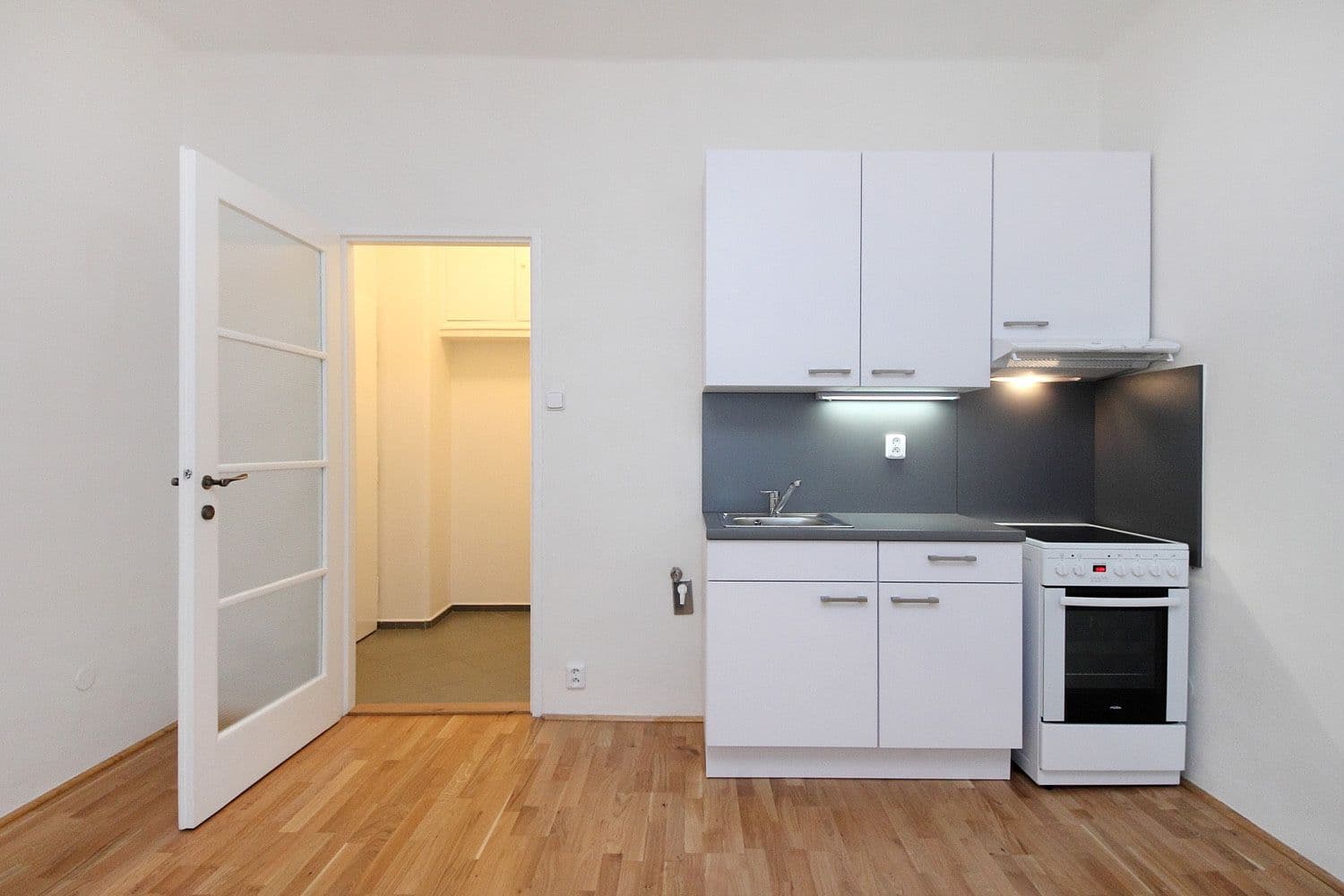 Pronájem bytu 1+kk 25 m², Ondříčkova, Praha, Praha Pronájem bytu 1+kk 25 m², Ondříčkova, Praha, Praha
