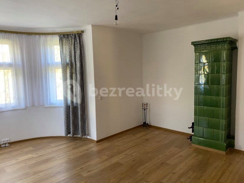 Pronájem bytu 3+1 80 m², Na Výšinách, Děčín, Ústecký kraj Pronájem bytu 3+1 80 m², Na Výšinách, Děčín, Ústecký kraj
