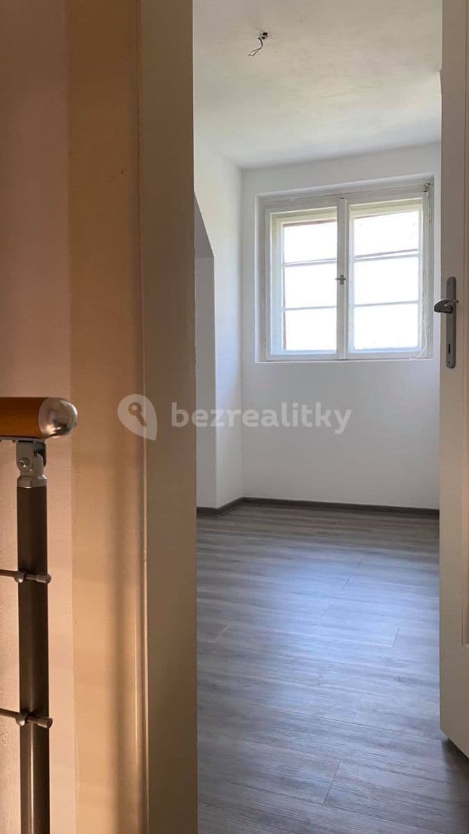 Pronájem bytu 3+1 80 m², Na Výšinách, Děčín, Ústecký kraj Pronájem bytu 3+1 80 m², Na Výšinách, Děčín, Ústecký kraj