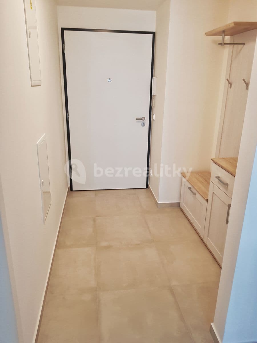 Pronájem bytu 2+kk 61 m², Mezi Vodami, Praha, Praha Pronájem bytu 2+kk 61 m², Mezi Vodami, Praha, Praha