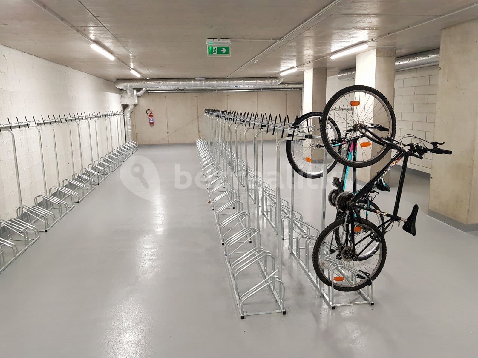 Pronájem bytu 2+kk 61 m², Mezi Vodami, Praha, Praha Pronájem bytu 2+kk 61 m², Mezi Vodami, Praha, Praha