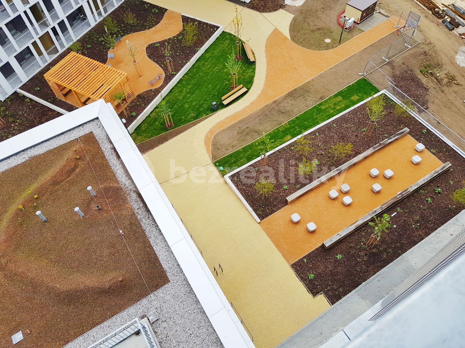 Pronájem bytu 2+kk 61 m², Mezi Vodami, Praha, Praha Pronájem bytu 2+kk 61 m², Mezi Vodami, Praha, Praha