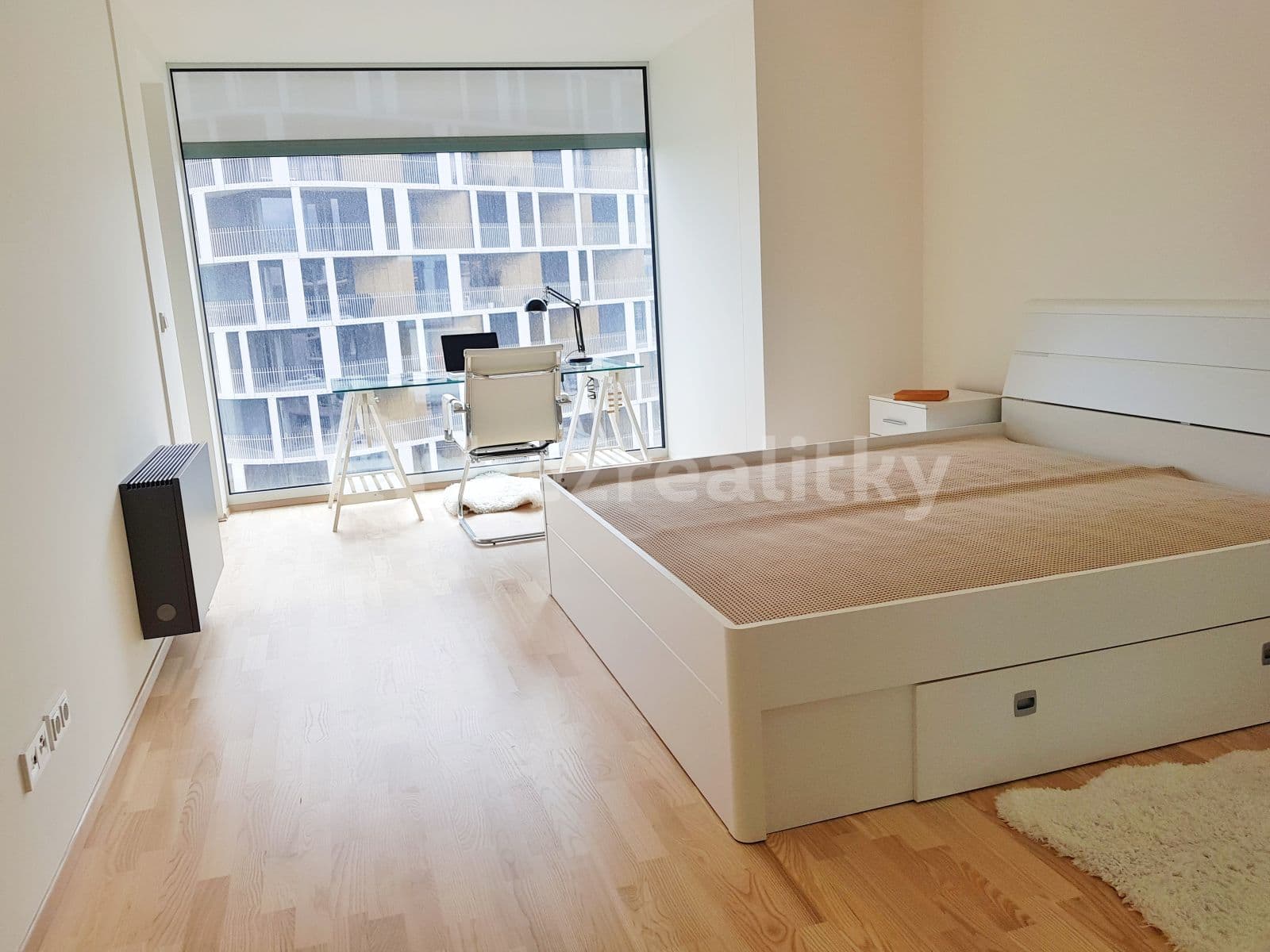 Pronájem bytu 2+kk 61 m², Mezi Vodami, Praha, Praha Pronájem bytu 2+kk 61 m², Mezi Vodami, Praha, Praha