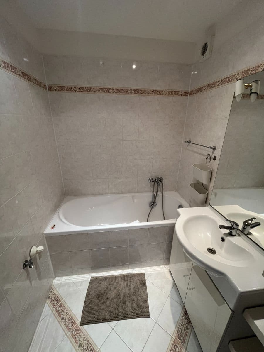 Pronájem bytu 3+kk 65 m², Norská, Kladno, Středočeský kraj Pronájem bytu 3+kk 65 m², Norská, Kladno, Středočeský kraj
