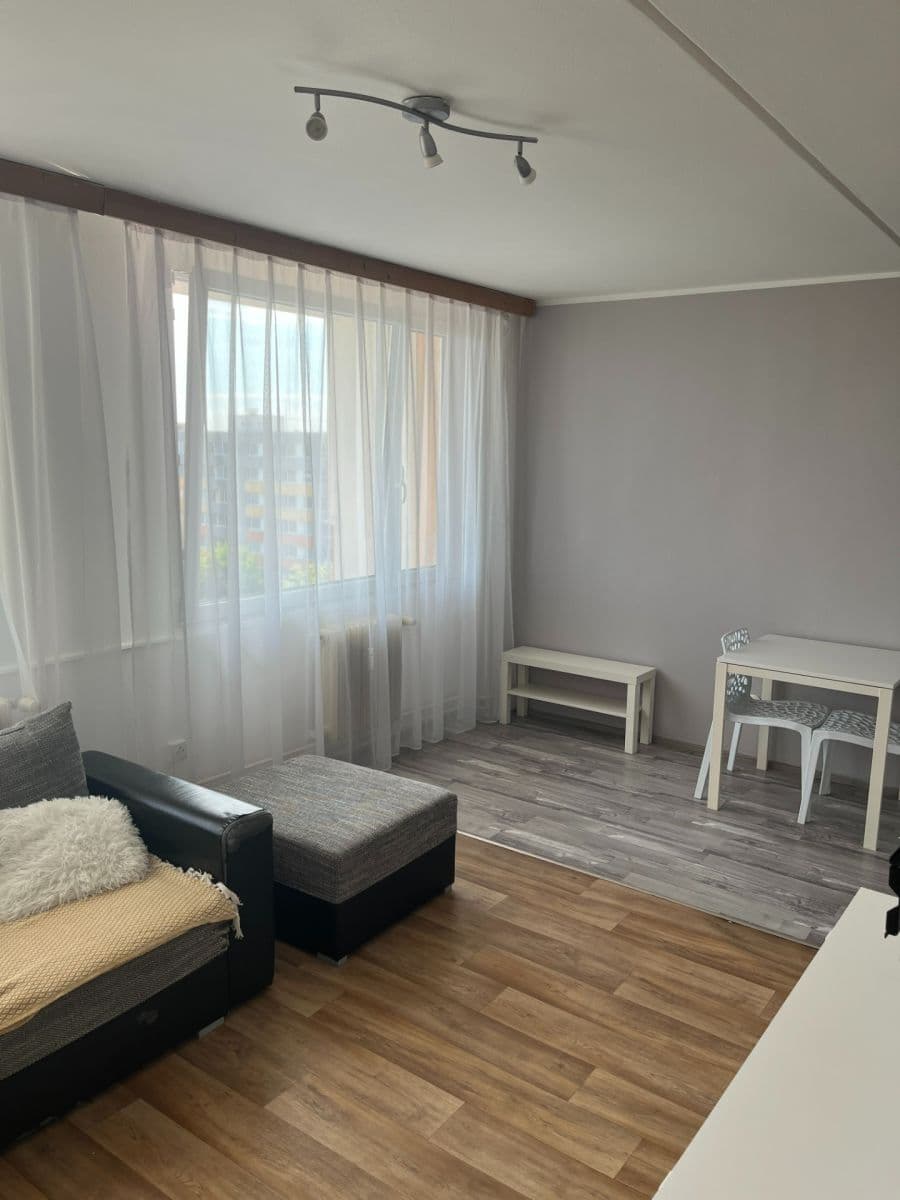 Pronájem bytu 3+kk 65 m², Norská, Kladno, Středočeský kraj Pronájem bytu 3+kk 65 m², Norská, Kladno, Středočeský kraj