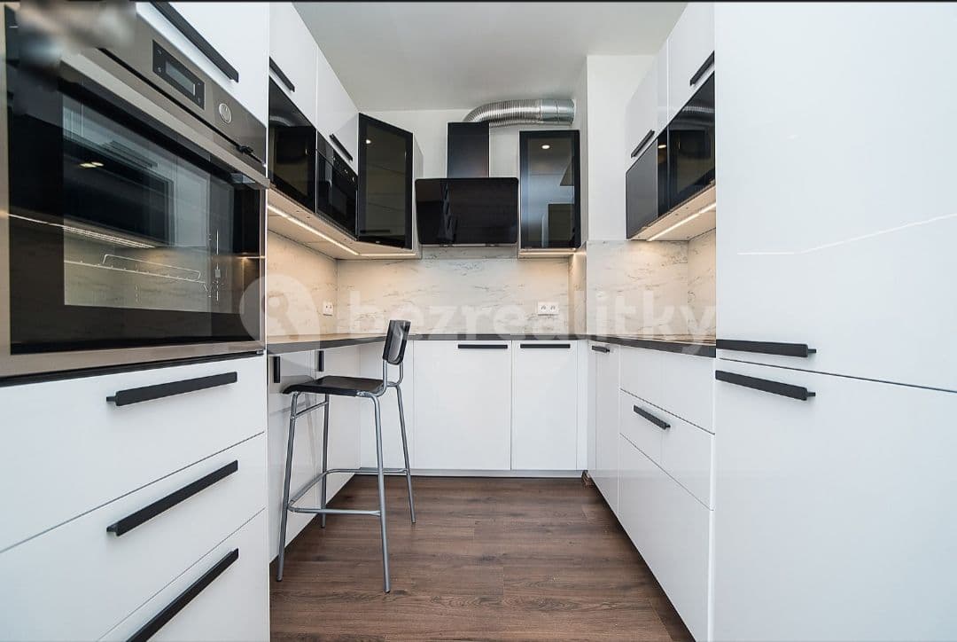 Pronájem bytu 4+kk 85 m², Sicherova, Praha, Praha Pronájem bytu 4+kk 85 m², Sicherova, Praha, Praha