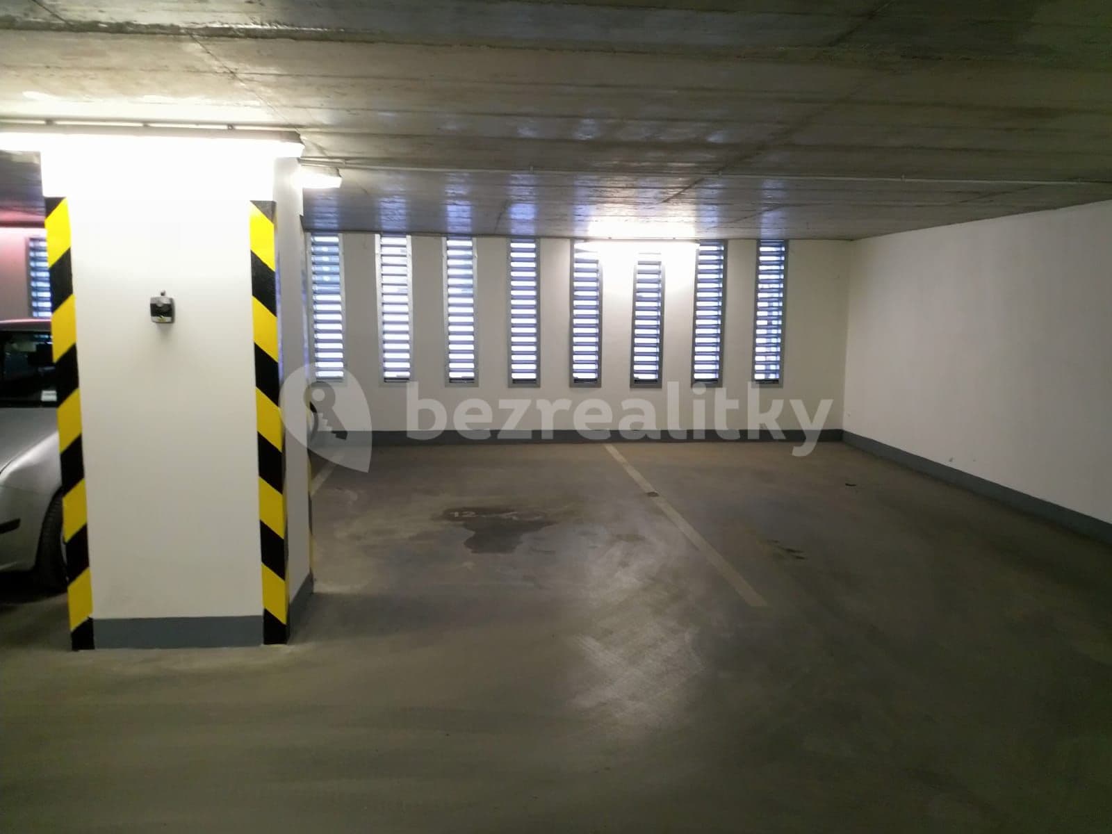 Pronájem garáže 13 m², Řehořova, Praha, Praha Pronájem garáže 13 m², Řehořova, Praha, Praha