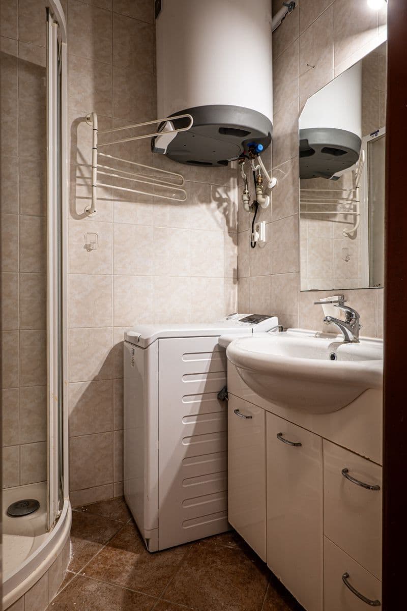 Prodej bytu 4+1 79 m², Dobnerova, Olomouc, Olomoucký kraj Prodej bytu 4+1 79 m², Dobnerova, Olomouc, Olomoucký kraj