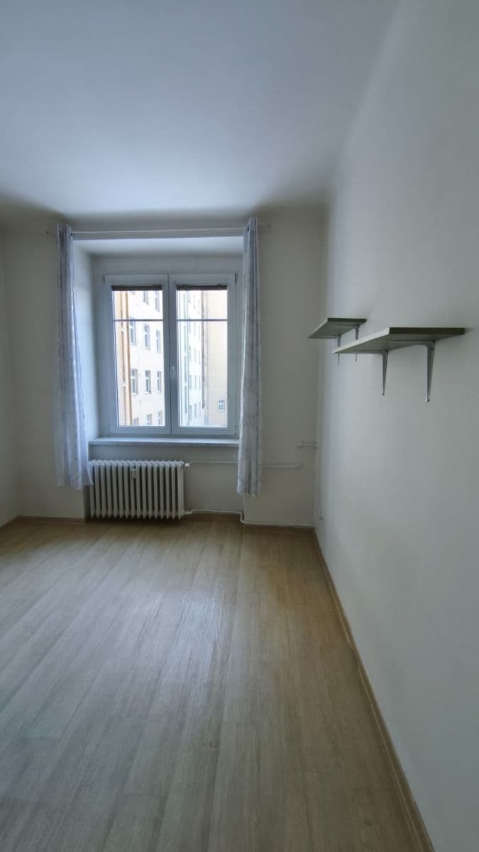 Pronájem bytu 2+kk 40 m², Čestmírova, Praha, Praha Pronájem bytu 2+kk 40 m², Čestmírova, Praha, Praha