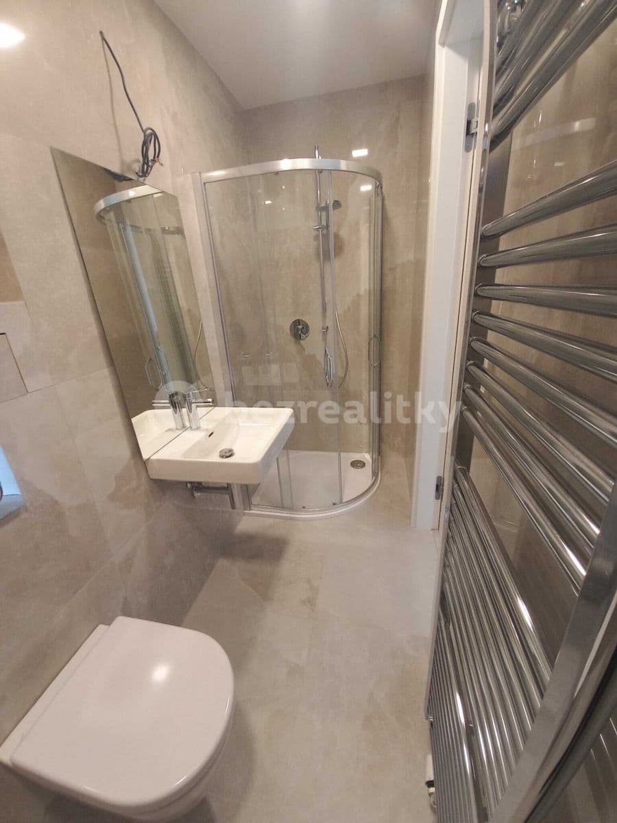 Pronájem bytu 1+kk 26 m², Podplukovníka Sochora, Praha, Praha Pronájem bytu 1+kk 26 m², Podplukovníka Sochora, Praha, Praha