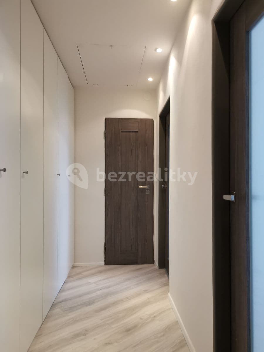 Pronájem bytu 2+kk 40 m², Mařákova, Praha, Praha Pronájem bytu 2+kk 40 m², Mařákova, Praha, Praha
