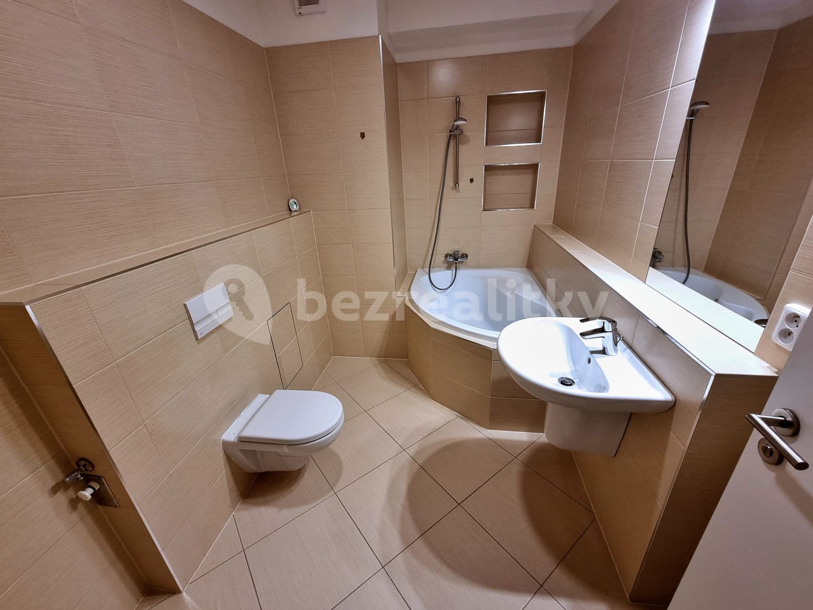 Pronájem bytu 2+kk 59 m², Kryšpínova, Praha, Praha Pronájem bytu 2+kk 59 m², Kryšpínova, Praha, Praha