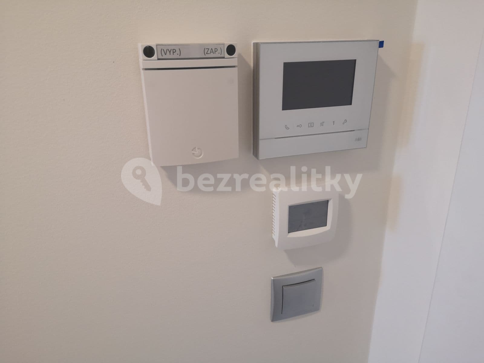 Pronájem bytu 1+kk 36 m², Kurta Konráda, Praha, Praha Pronájem bytu 1+kk 36 m², Kurta Konráda, Praha, Praha