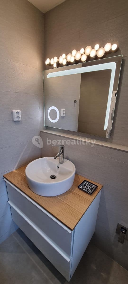 Pronájem bytu 3+kk 67 m², Mydlářka, Praha, Praha Pronájem bytu 3+kk 67 m², Mydlářka, Praha, Praha