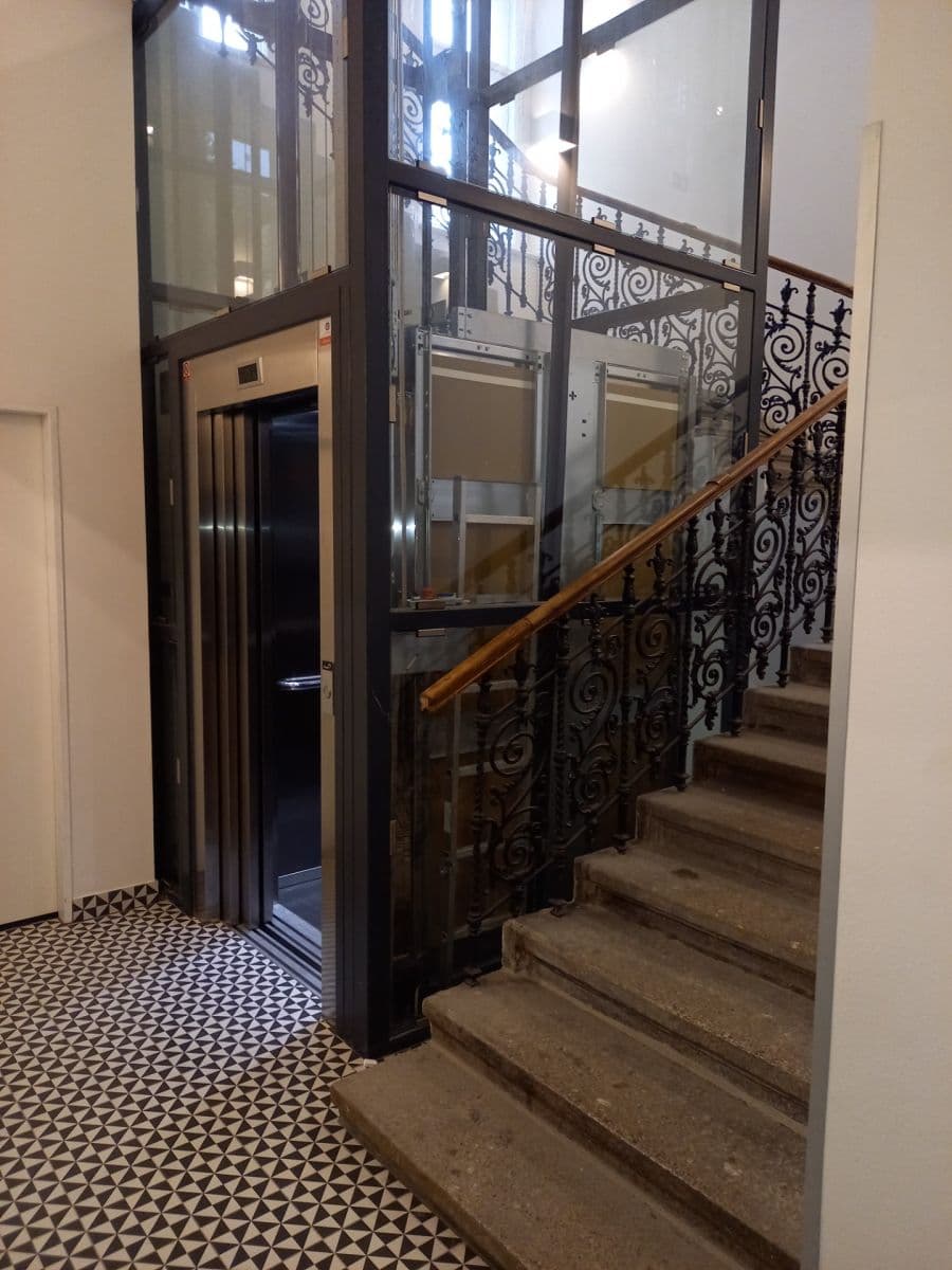 Pronájem bytu 1+kk 31 m², Tyršova, Praha, Praha Pronájem bytu 1+kk 31 m², Tyršova, Praha, Praha