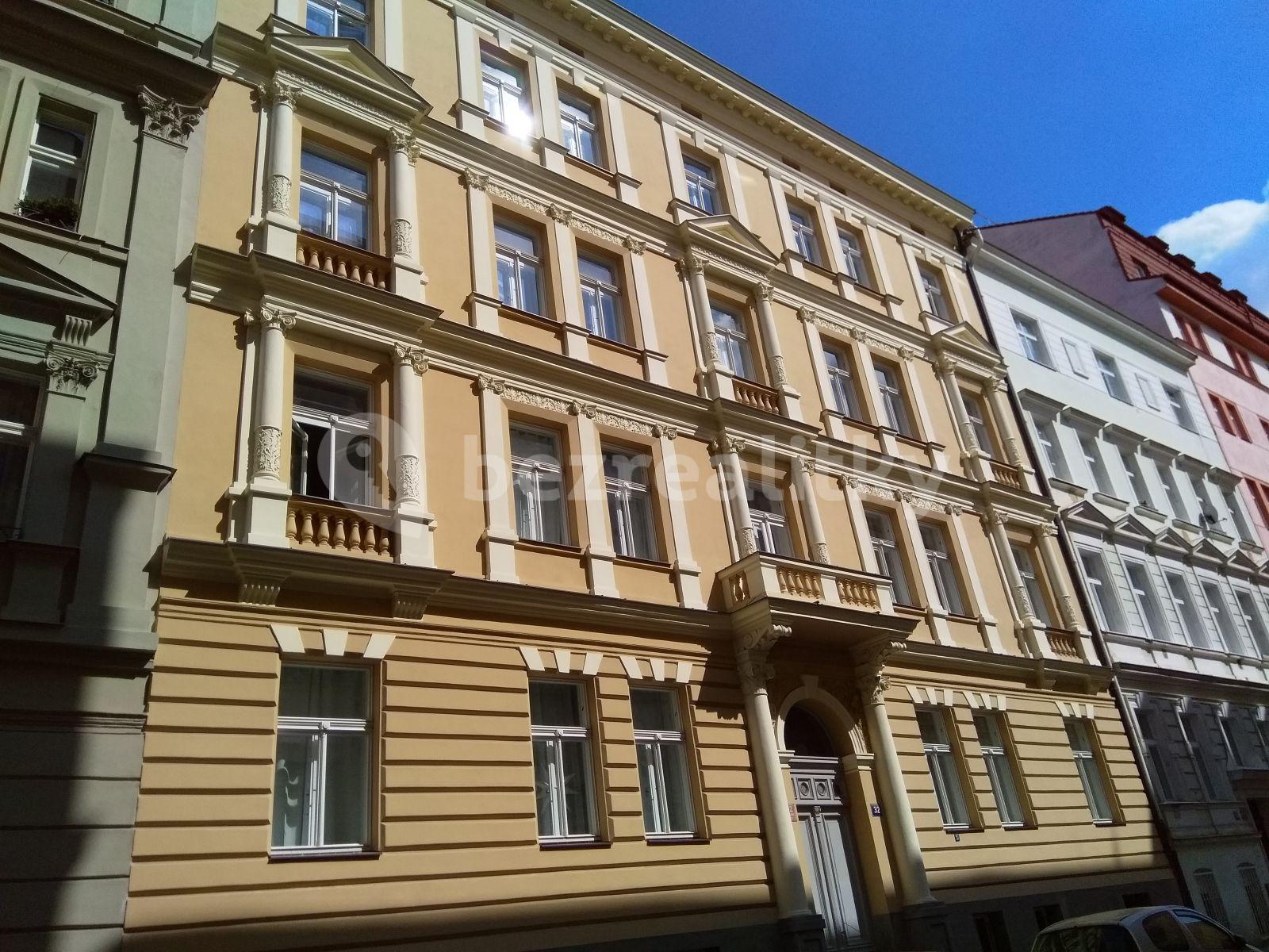 Pronájem bytu 3+1 86 m², Varšavská, Praha, Praha