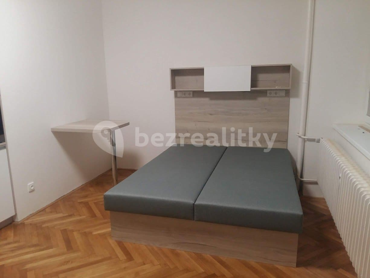 Pronájem bytu Garsoniéra 26 m², Botanická, Brno, Jihomoravský kraj Pronájem bytu Garsoniéra 26 m², Botanická, Brno, Jihomoravský kraj