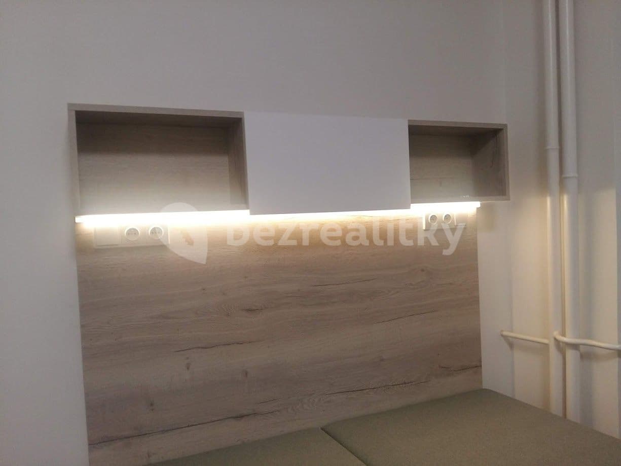 Pronájem bytu Garsoniéra 26 m², Botanická, Brno, Jihomoravský kraj Pronájem bytu Garsoniéra 26 m², Botanická, Brno, Jihomoravský kraj
