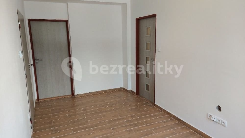 Pronájem bytu 3+kk 81 m², Barákova, Heřmanův Městec, Pardubický kraj Pronájem bytu 3+kk 81 m², Barákova, Heřmanův Městec, Pardubický kraj