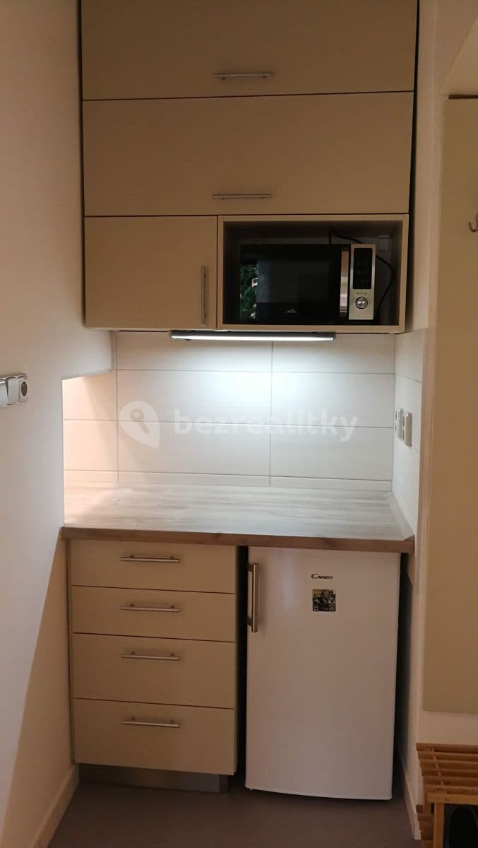 Pronájem bytu Garsoniéra 25 m², Klatovská, Brno, Jihomoravský kraj Pronájem bytu Garsoniéra 25 m², Klatovská, Brno, Jihomoravský kraj