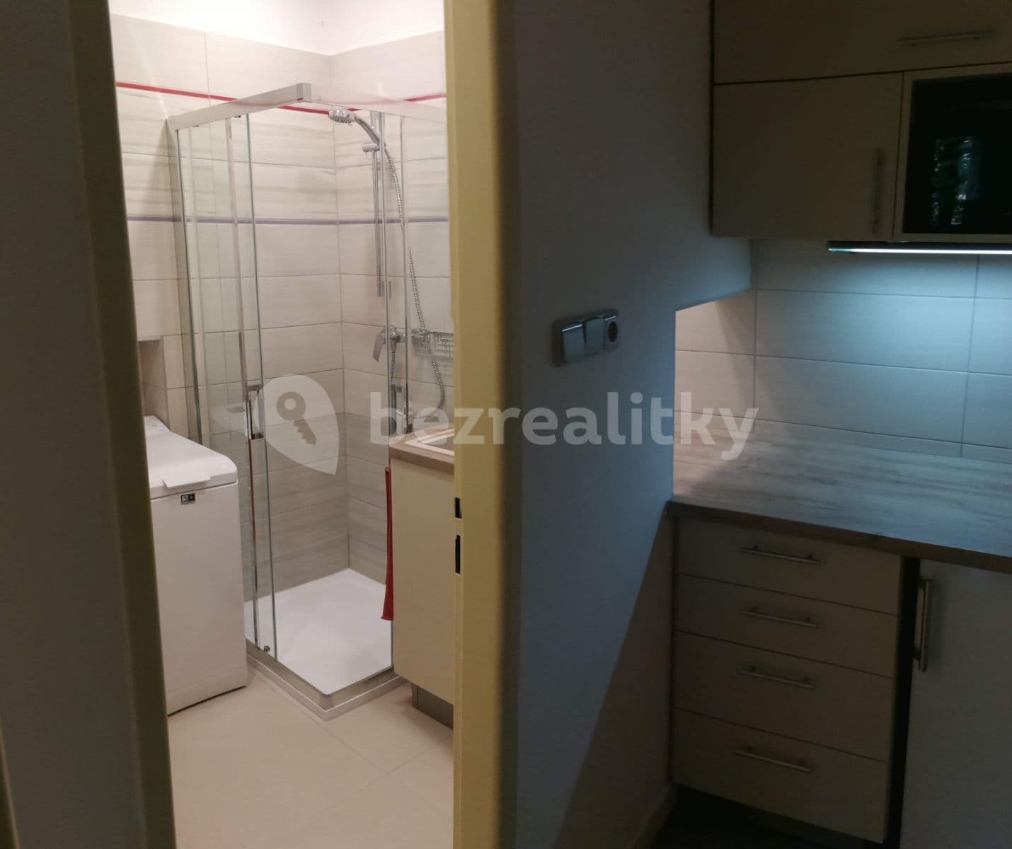 Pronájem bytu Garsoniéra 25 m², Klatovská, Brno, Jihomoravský kraj Pronájem bytu Garsoniéra 25 m², Klatovská, Brno, Jihomoravský kraj