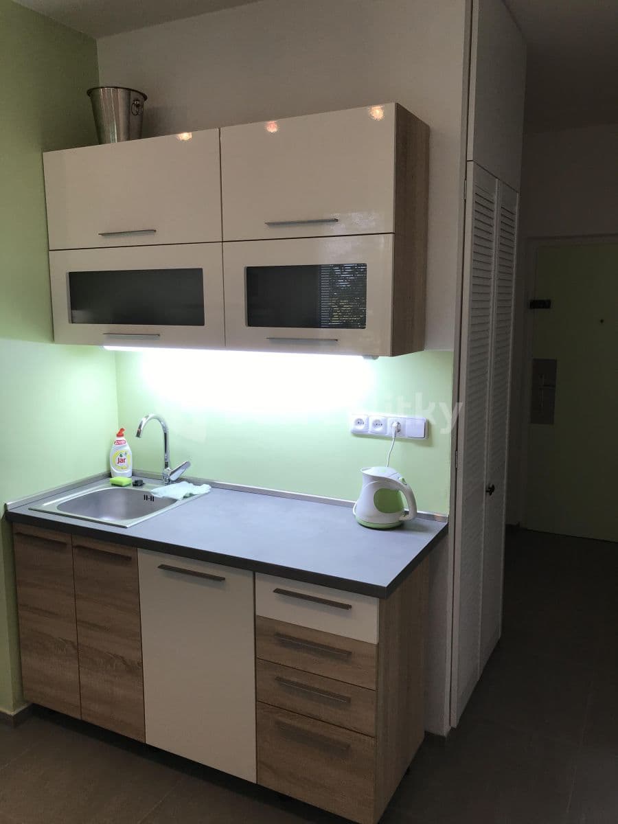 Pronájem bytu 2+1 65 m², Provazníkova, Brno, Jihomoravský kraj Pronájem bytu 2+1 65 m², Provazníkova, Brno, Jihomoravský kraj