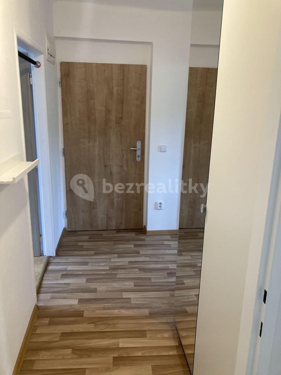 Pronájem bytu 2+1 49 m², Třída Míru, Beroun, Středočeský kraj Pronájem bytu 2+1 49 m², Třída Míru, Beroun, Středočeský kraj