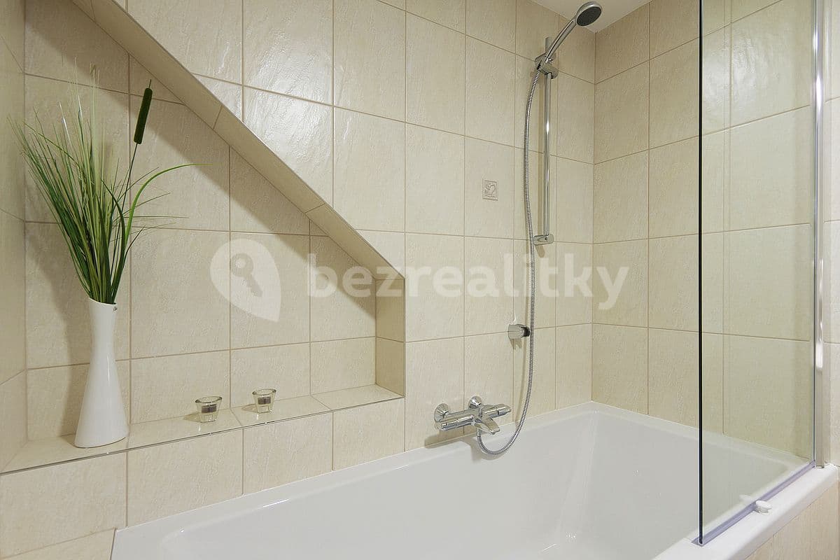 Pronájem bytu 3+1 120 m², Vltavská, Praha, Praha Pronájem bytu 3+1 120 m², Vltavská, Praha, Praha