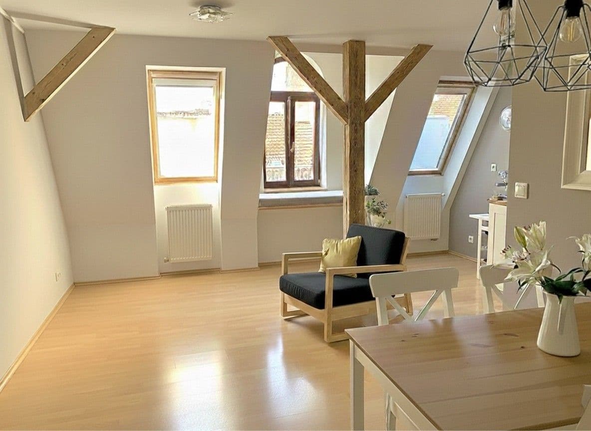 Pronájem bytu 3+kk 75 m², Dukelských hrdinů, Praha, Praha Pronájem bytu 3+kk 75 m², Dukelských hrdinů, Praha, Praha