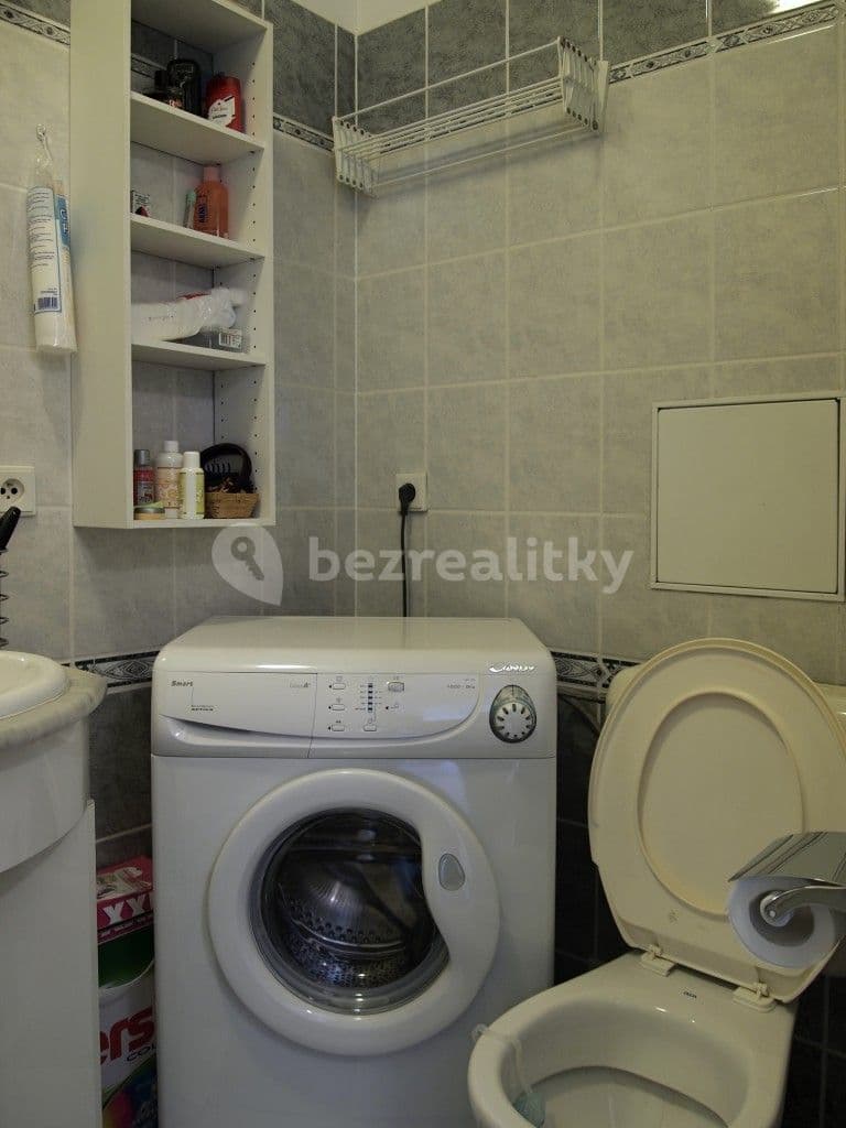 Pronájem bytu 1+1 30 m², Bednářova, Brno, Jihomoravský kraj Pronájem bytu 1+1 30 m², Bednářova, Brno, Jihomoravský kraj