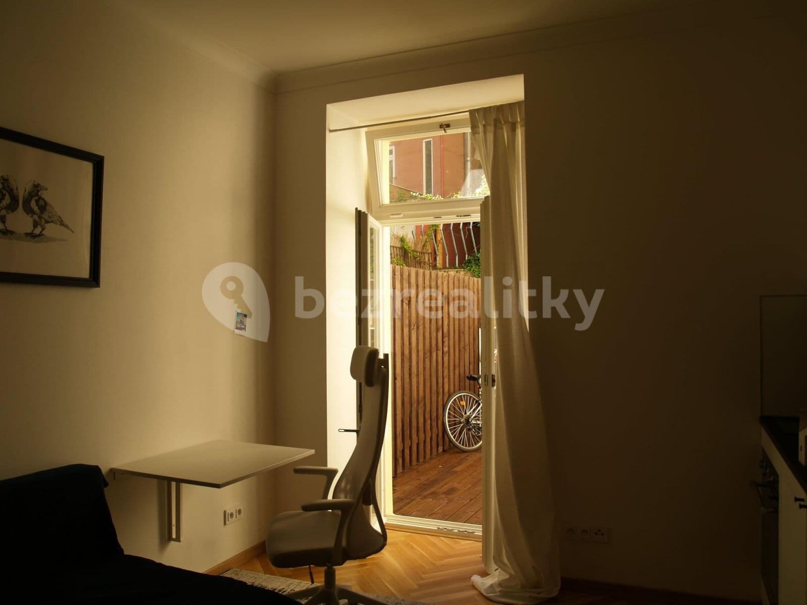 Pronájem bytu 1+kk 22 m², Černomořská, Praha, Praha Pronájem bytu 1+kk 22 m², Černomořská, Praha, Praha