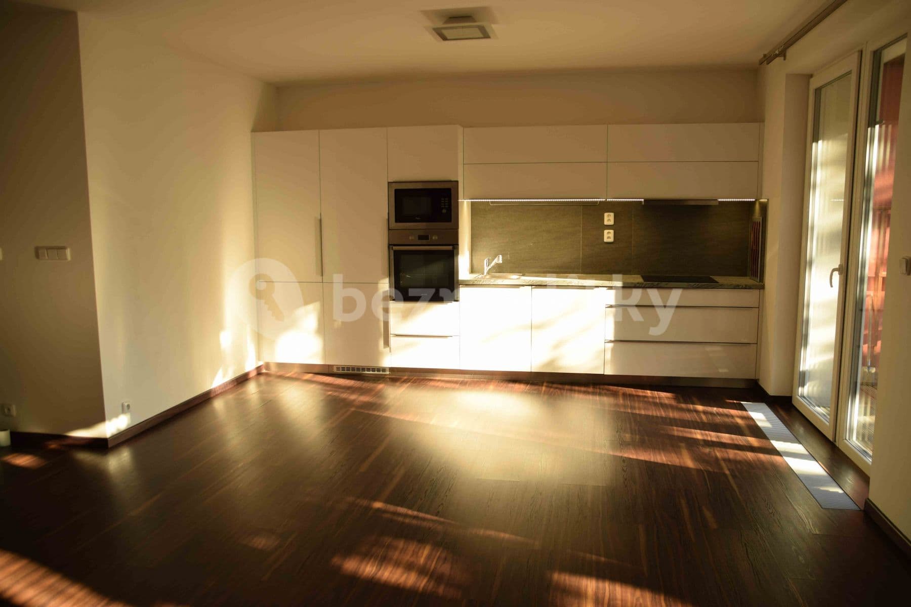 Pronájem bytu 2+kk 63 m², Cacovická, Brno, Jihomoravský kraj Pronájem bytu 2+kk 63 m², Cacovická, Brno, Jihomoravský kraj