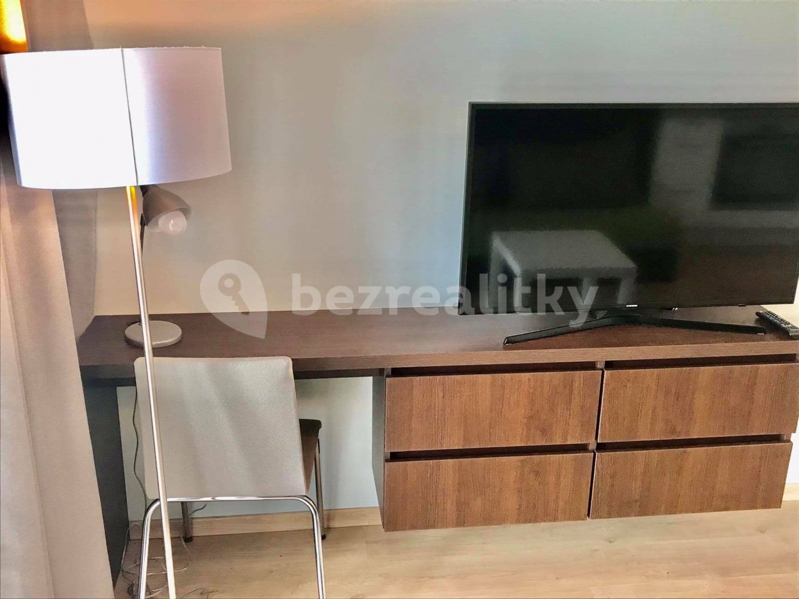 Pronájem bytu 1+kk 26 m², Útulný 1kk byt s terasou, Praha, Praha Pronájem bytu 1+kk 26 m², Útulný 1kk byt s terasou, Praha, Praha