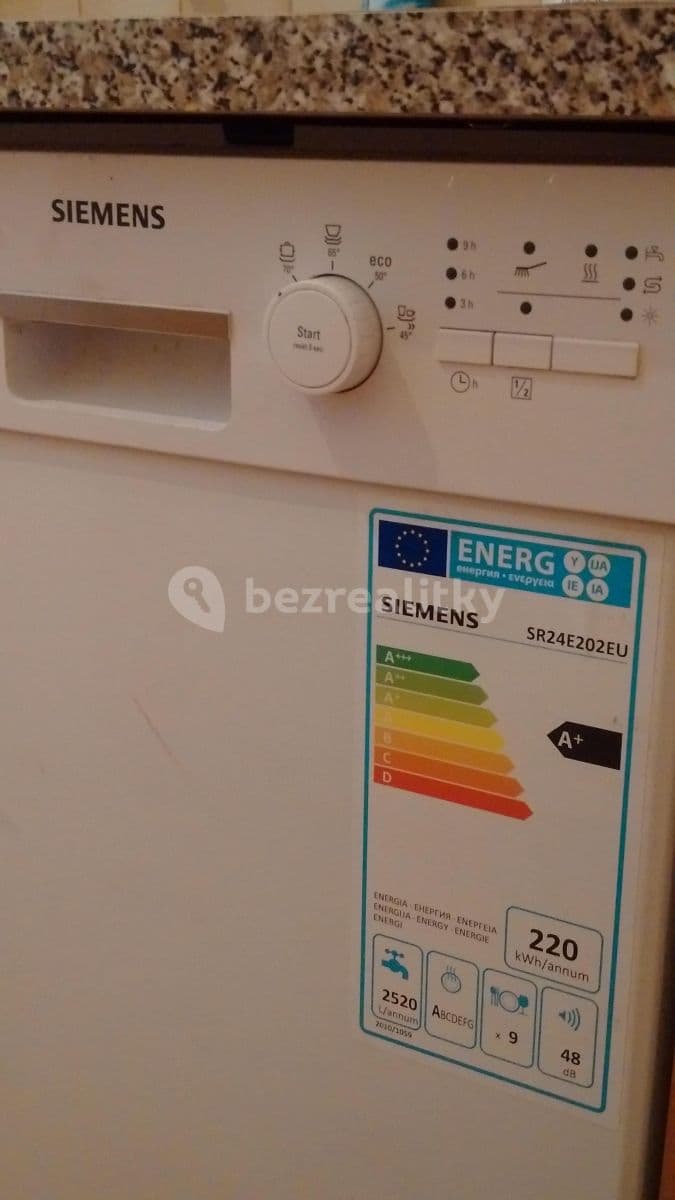 Pronájem bytu 2+1 57 m², Jaselská, Praha, Praha Pronájem bytu 2+1 57 m², Jaselská, Praha, Praha