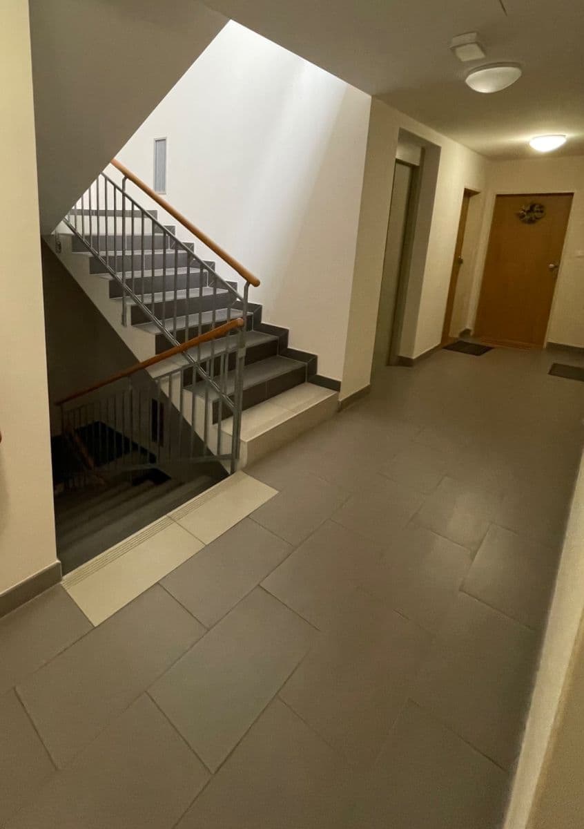 Pronájem bytu 2+kk 83 m², Novodvorská, Brno, Jihomoravský kraj Pronájem bytu 2+kk 83 m², Novodvorská, Brno, Jihomoravský kraj