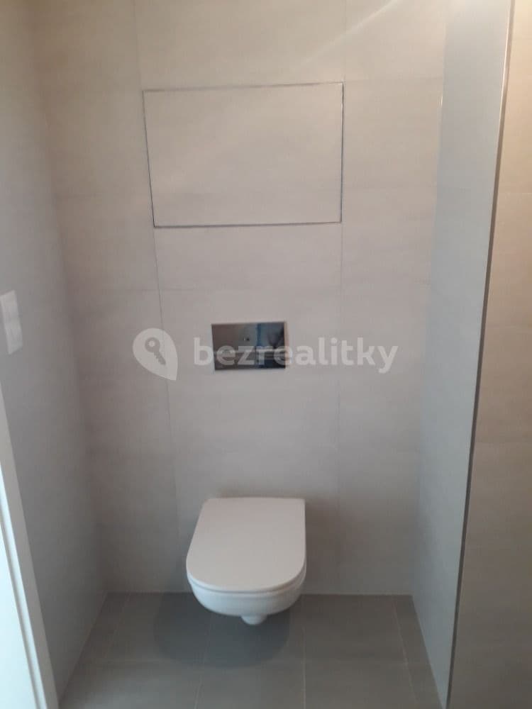 Pronájem bytu 1+kk 35 m², Olgy Havlové, Praha, Praha Pronájem bytu 1+kk 35 m², Olgy Havlové, Praha, Praha