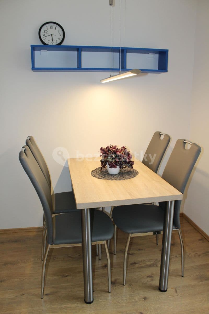 Pronájem bytu 1+1 43 m², Jetelová, Plzeň, Plzeňský kraj Pronájem bytu 1+1 43 m², Jetelová, Plzeň, Plzeňský kraj