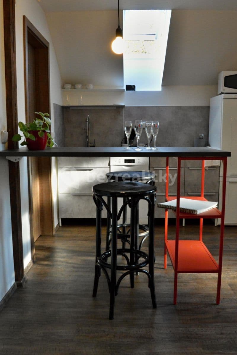 Pronájem bytu 2+kk 35 m², K Vinoři, Praha, Praha Pronájem bytu 2+kk 35 m², K Vinoři, Praha, Praha