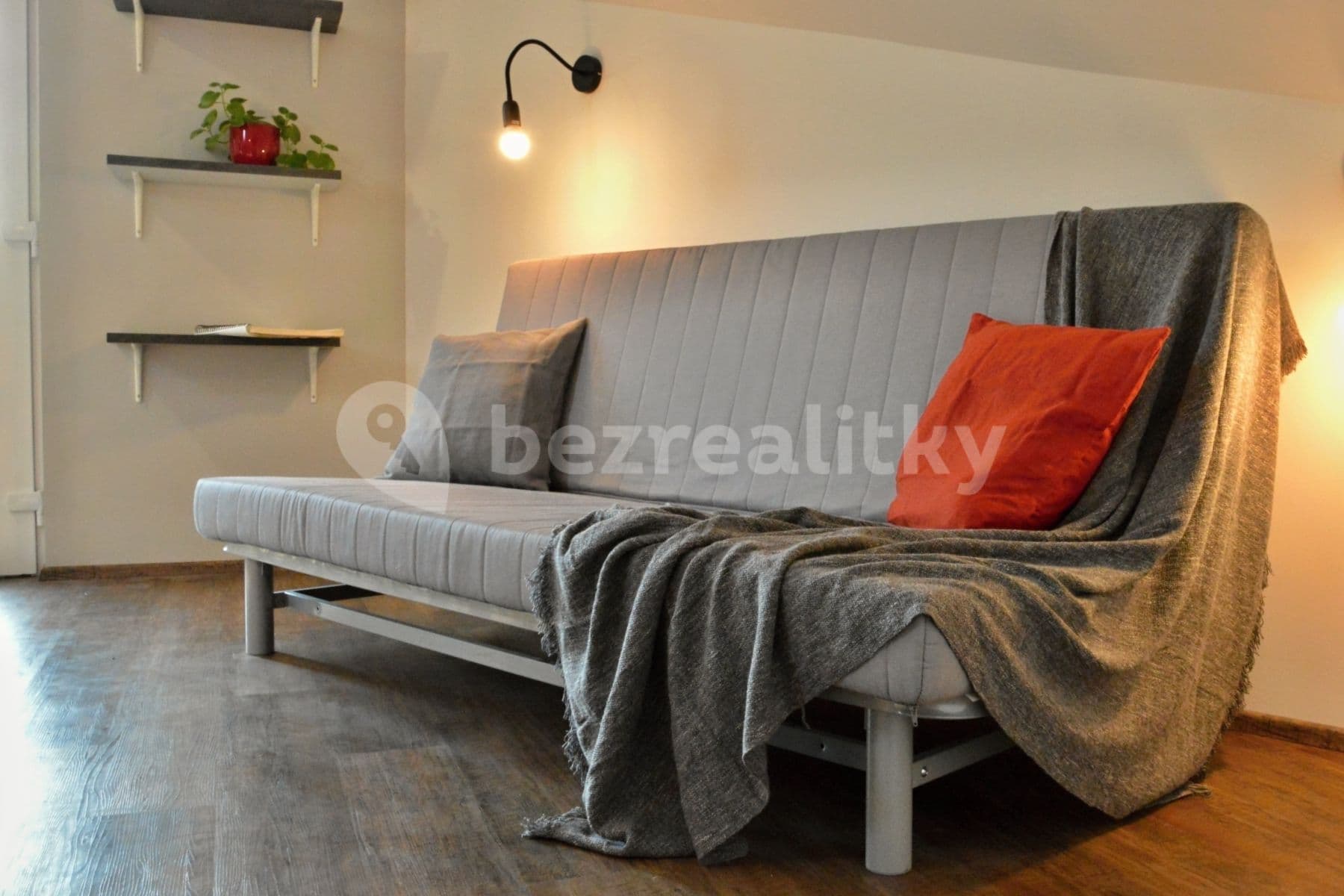 Pronájem bytu 2+kk 35 m², K Vinoři, Praha, Praha Pronájem bytu 2+kk 35 m², K Vinoři, Praha, Praha