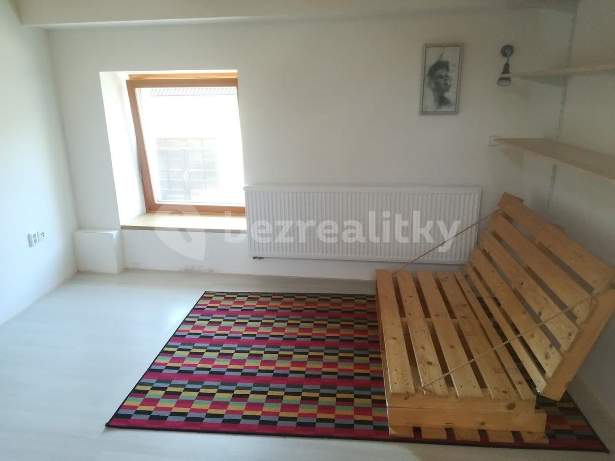 Pronájem bytu 1+1 50 m², Jar. Staši, Zlín, Zlínský kraj Pronájem bytu 1+1 50 m², Jar. Staši, Zlín, Zlínský kraj